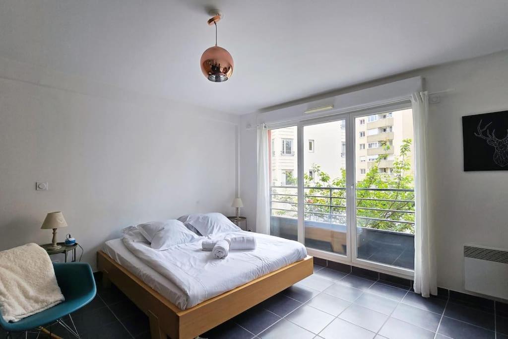 Bnbgones - Le Cosy Saint Louis - Metro Jean Mace Et Saxe Gambetta Lyon Extérieur photo